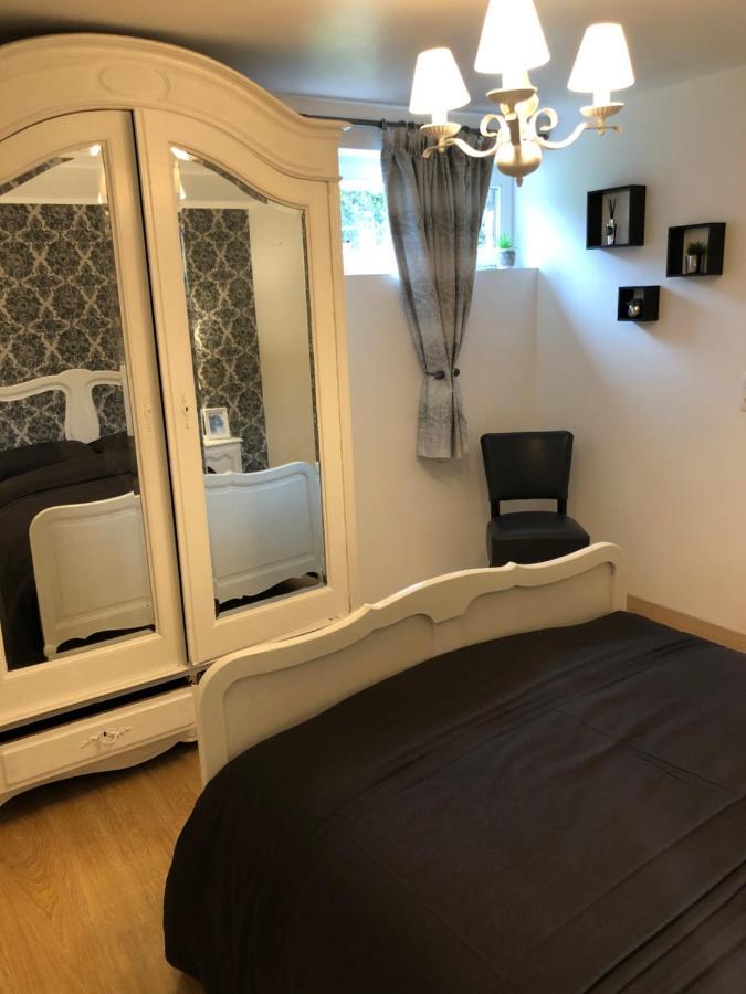 Au Refuge Du Speleo Bed and Breakfast Hotton Εξωτερικό φωτογραφία
