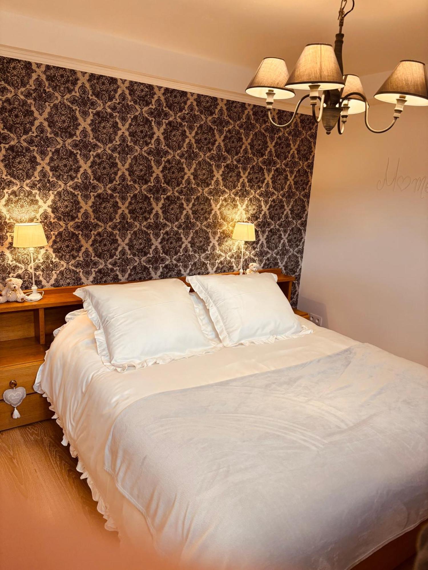 Au Refuge Du Speleo Bed and Breakfast Hotton Εξωτερικό φωτογραφία